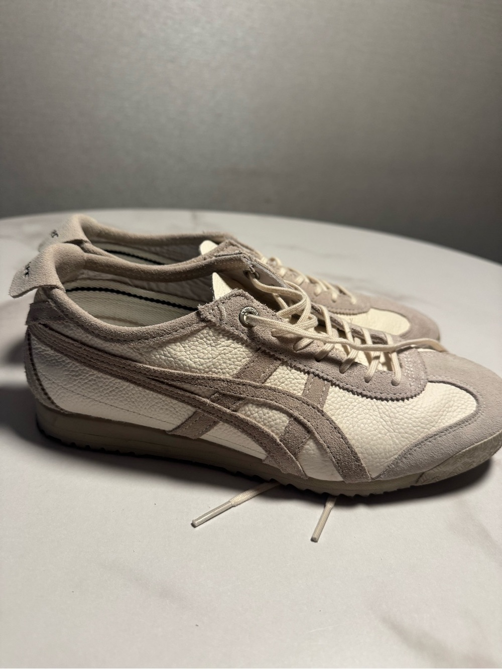Onitsuka Tiger Mexico 66 SD VIN sneakers 
Like new size euro 38 US 5 1/2 Unisex
